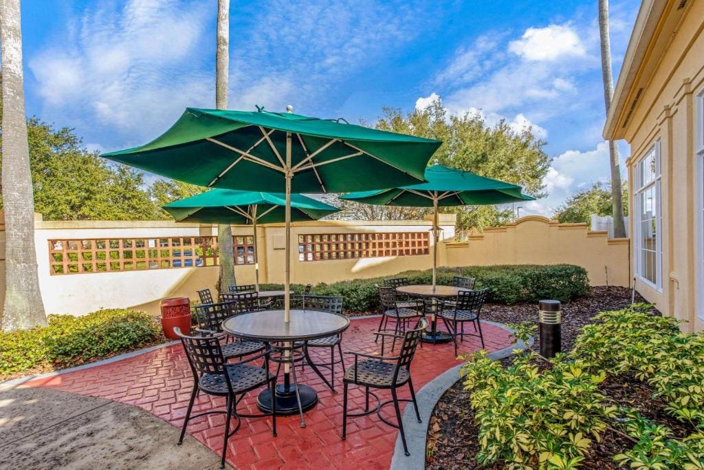 La Quinta by Wyndham Orlando Airport North - View 5