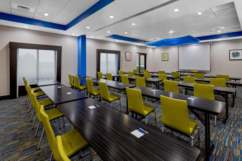 Holiday Inn Express & Suites Lake Placid by IHG - View 3