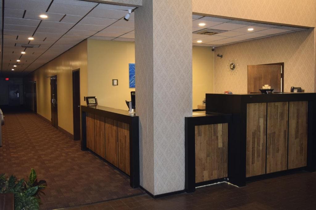 Landmark Inn - View 5