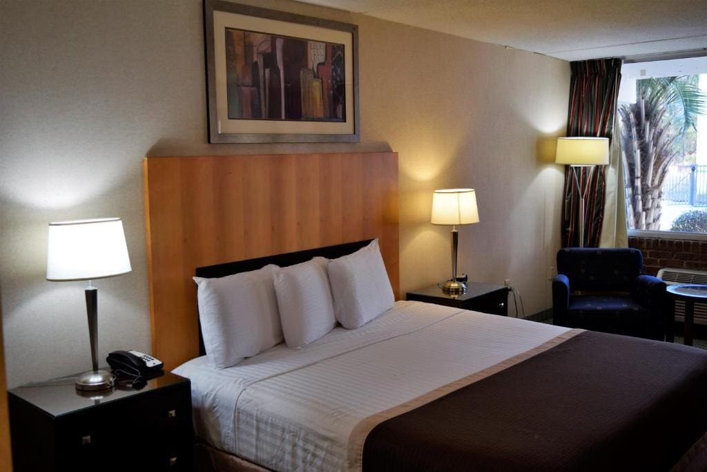 Landmark Inn - View 7