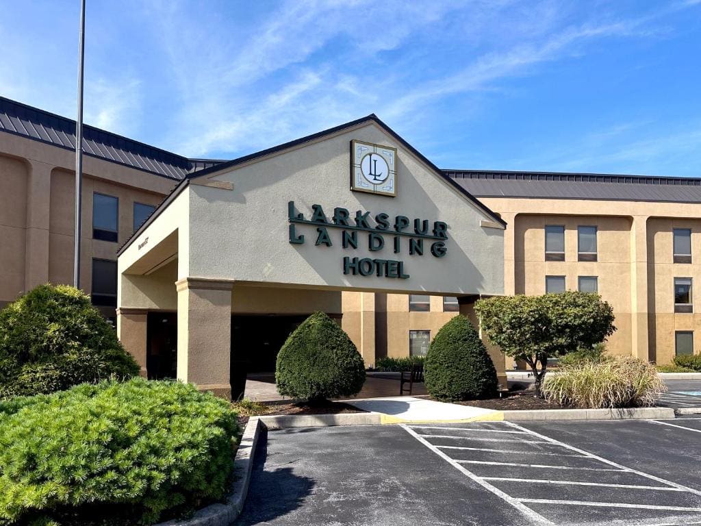 Larkspur Landing Carlisle - Main view