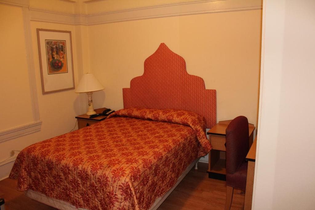 Layne Hotel - View 7