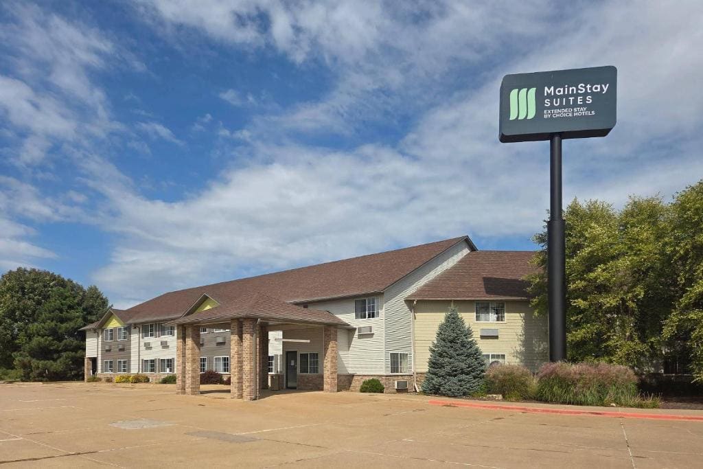MainStay Suites LeClaire - Quad Cities - Main view