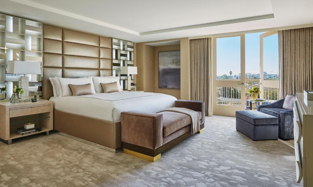 L'Ermitage Beverly Hills - View 2
