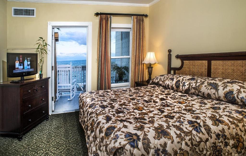 Lighthouse Inn at Aransas Bay - View 2