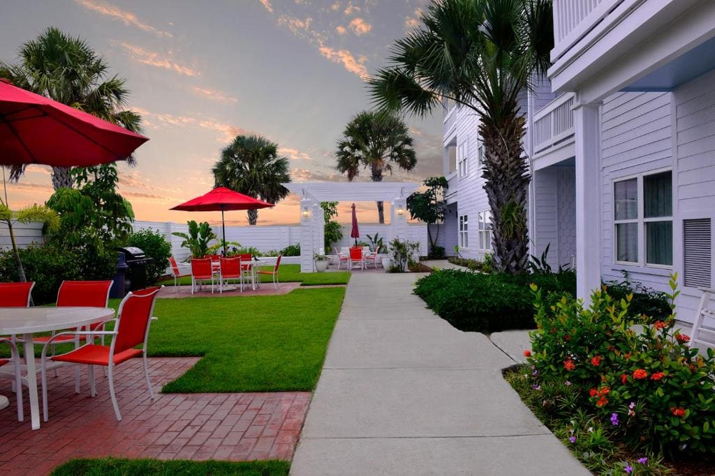 Lighthouse Inn at Aransas Bay - View 4