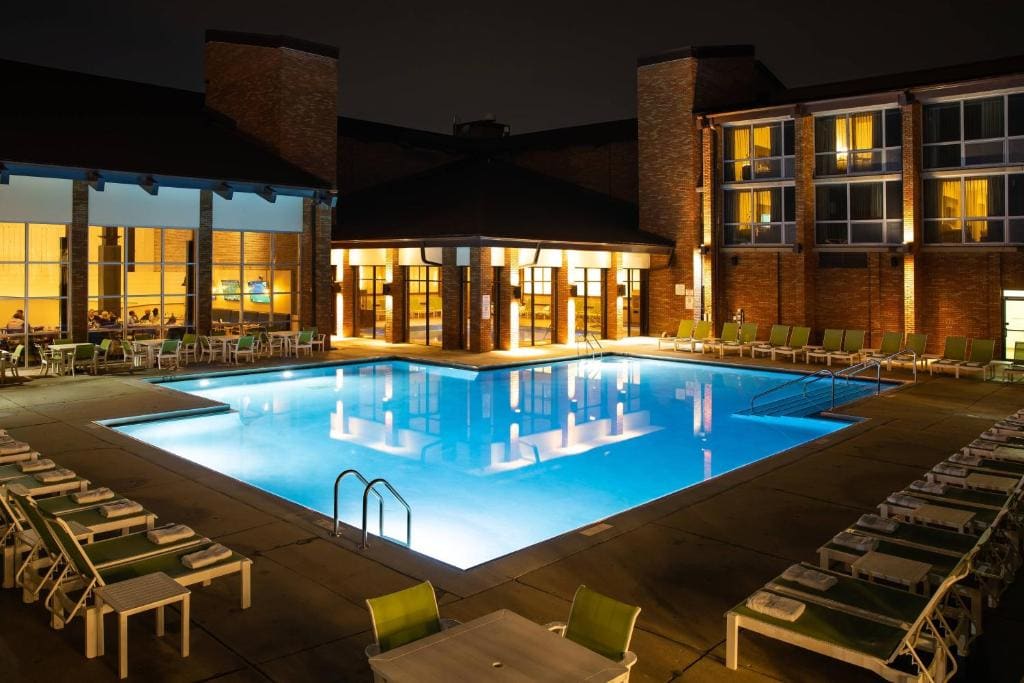 Lincolnshire Marriott Resort - View 6
