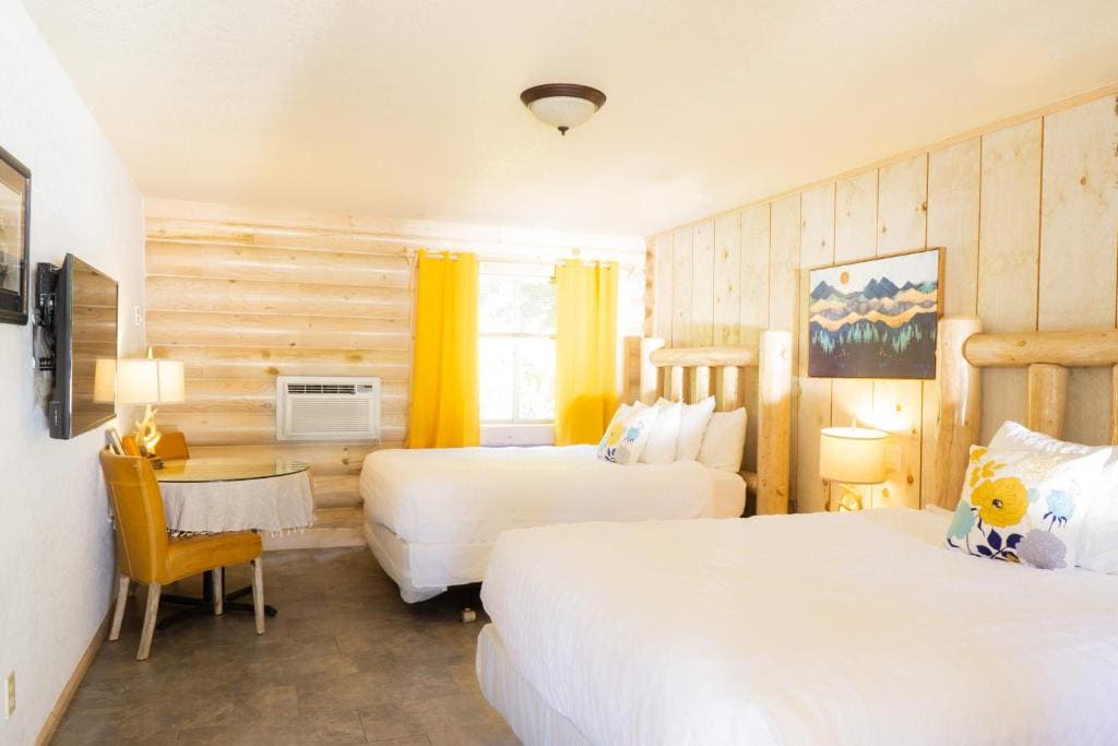 Log Inn Bonners Ferry - View 2