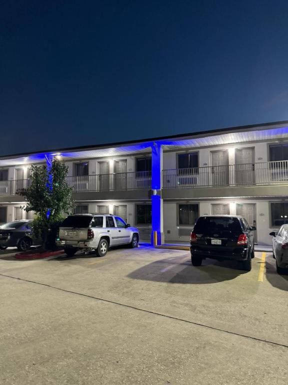 Luxury inn - View 4