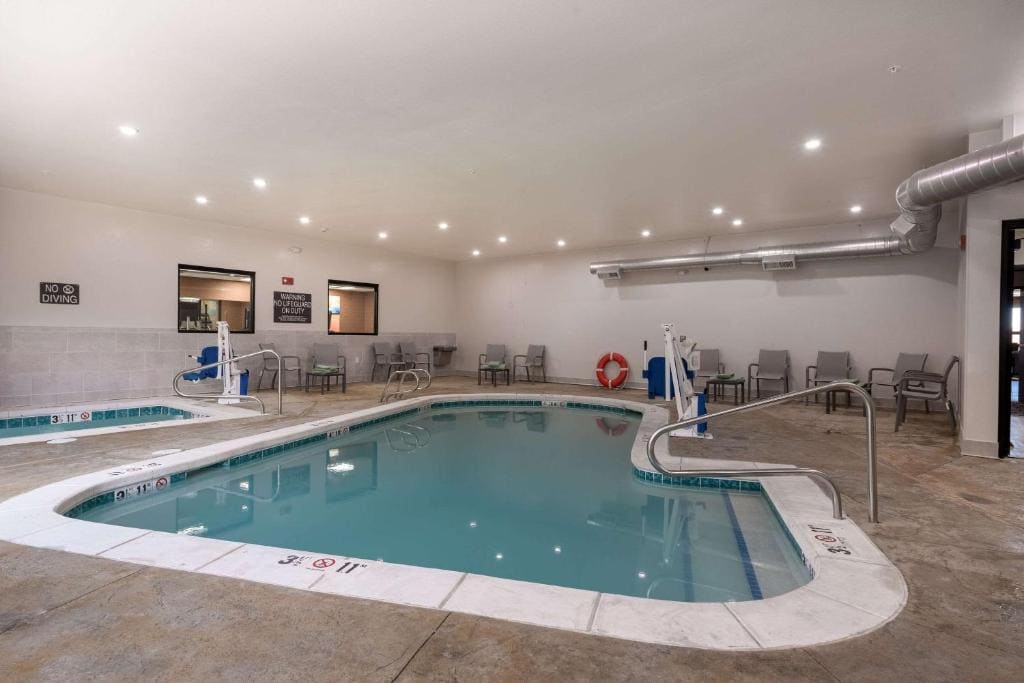 MainStay Suites Colorado Springs East - Medical Center Area - View 7