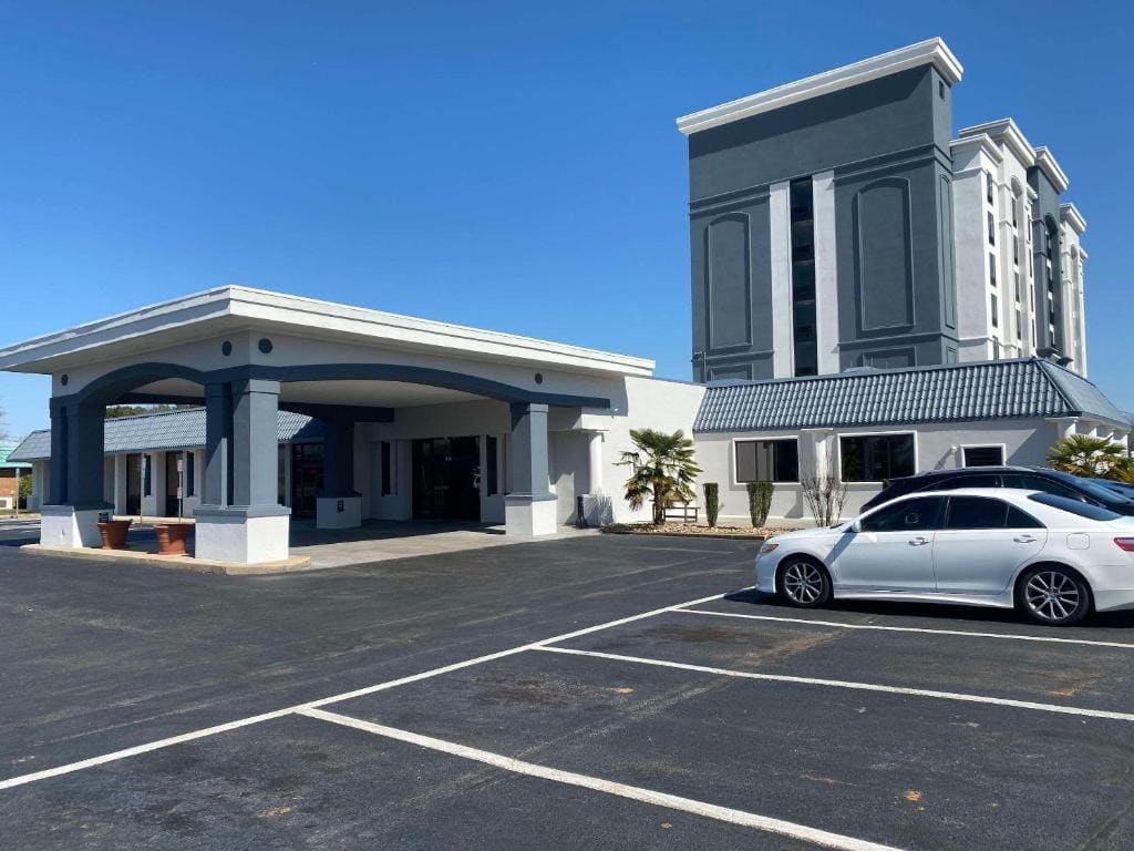 MainStay Suites Conover-Hickory - View 4