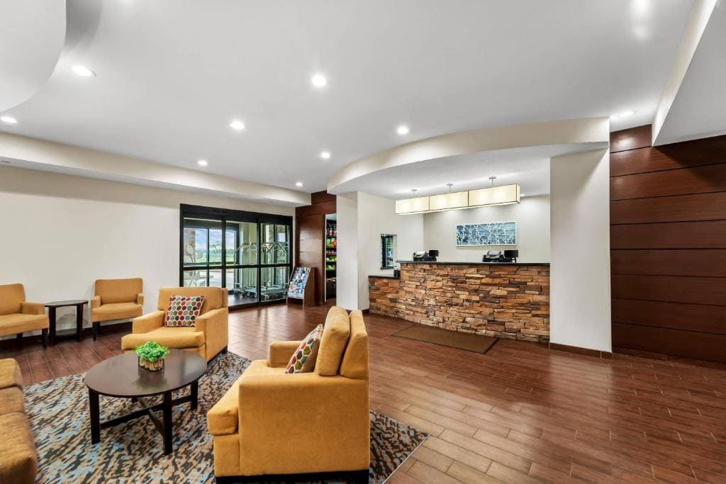 MainStay Suites Lufkin - View 5