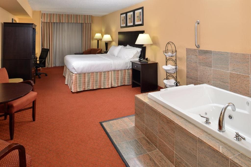 Holiday Inn Martinsburg by IHG - View 2