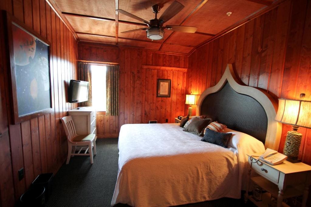 McMenamins Gearhart Hotel - View 2