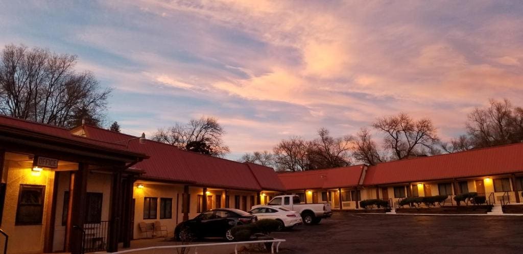 Mecca Motel - View 4