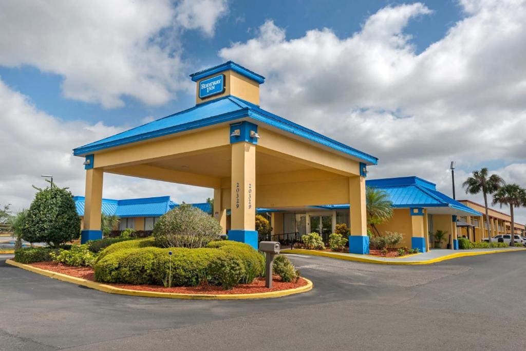 Rodeway Inn Clermont North - Main view