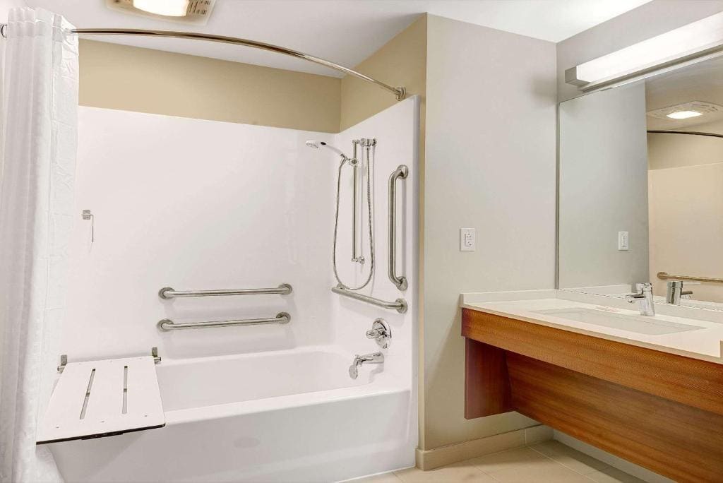 Microtel Philadelphia Airport Ridley Park by Wyndham - View 4