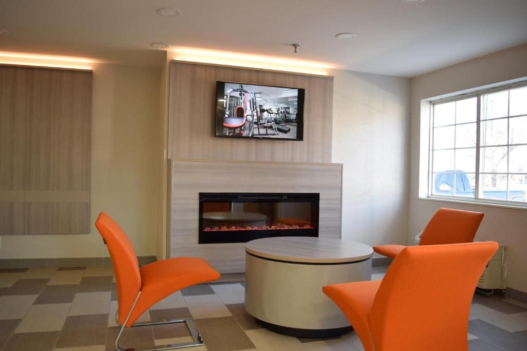 Microtel Inn & Suites by Wyndham Raleigh - View 5