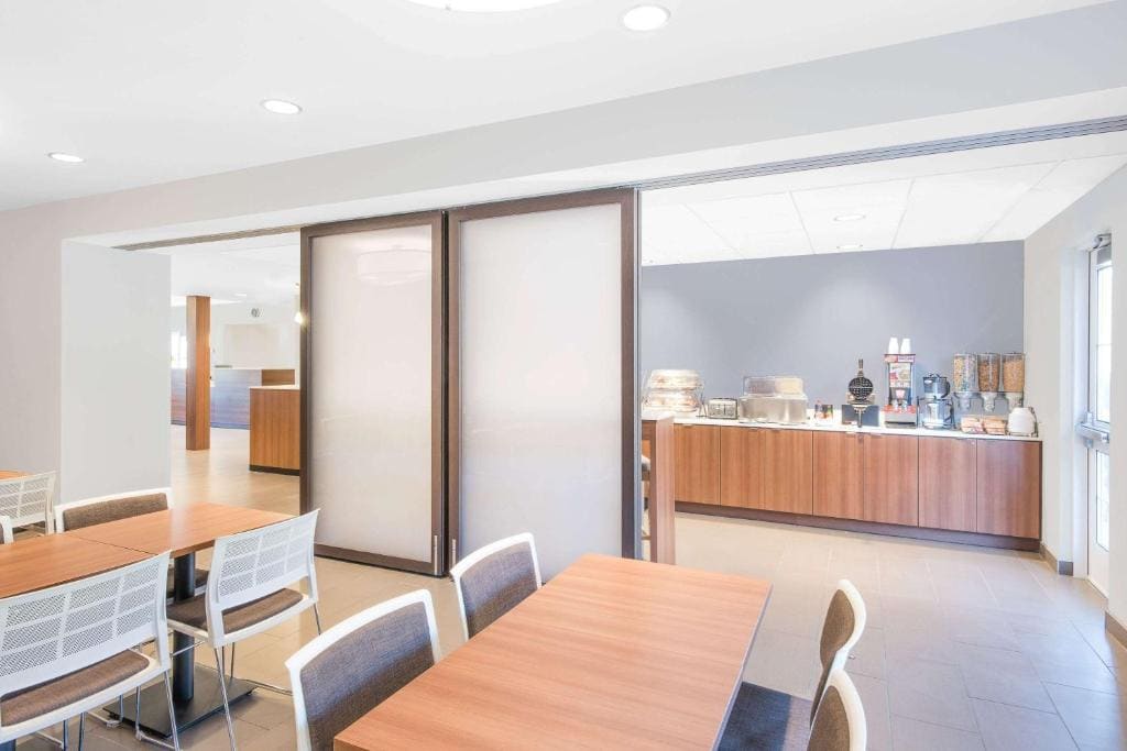 Microtel Inn & Suites by Wyndham Binghamton - View 4