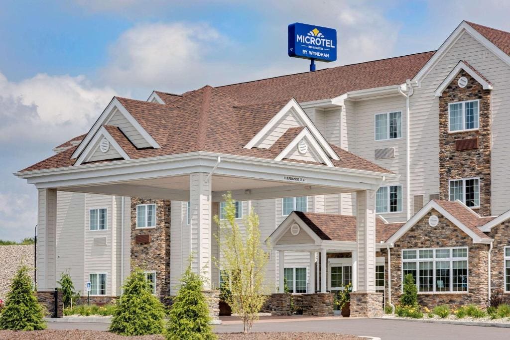 Microtel Inn & Suites by Wyndham Clarion - Main view