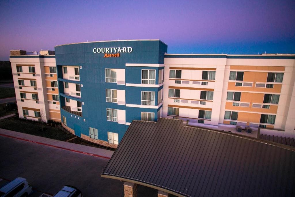Courtyard Dallas Midlothian Marriott at Conference Center - Main view