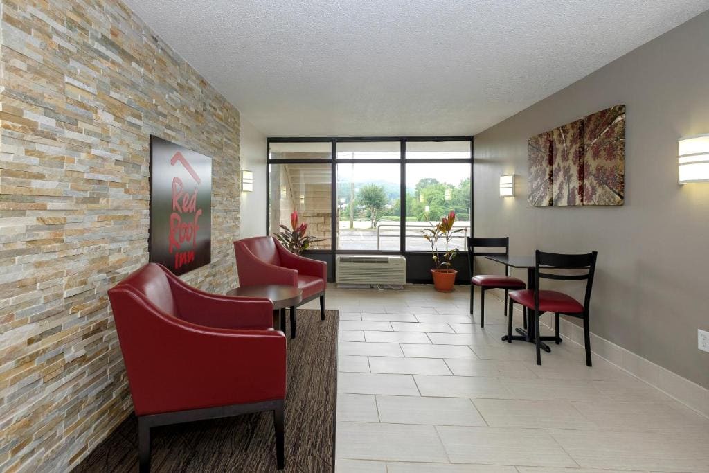 Red Roof Inn Gadsden - View 4