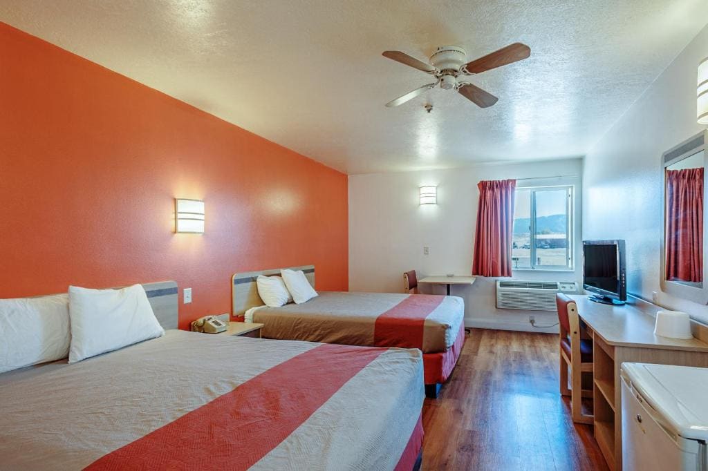 Motel 6-Beaver, UT - View 2