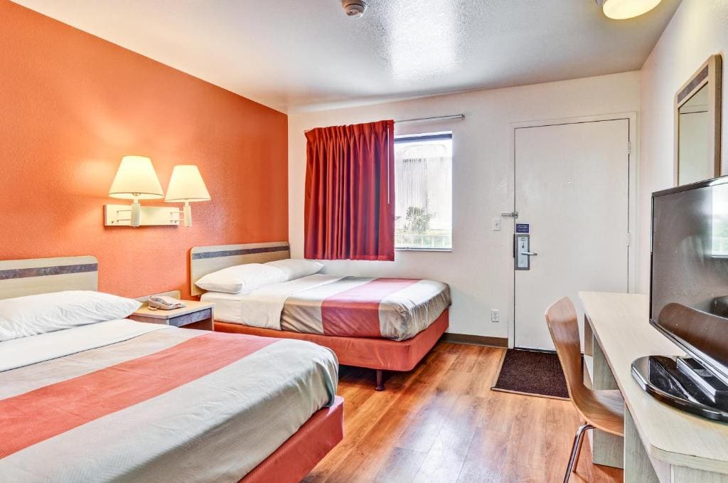Motel 6-Pittsburgh, PA - Crafton - View 7