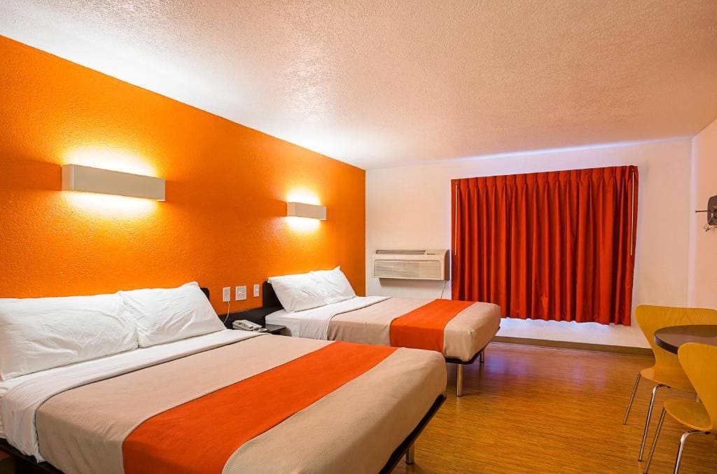 Motel 6-Wenatchee, WA - View 2