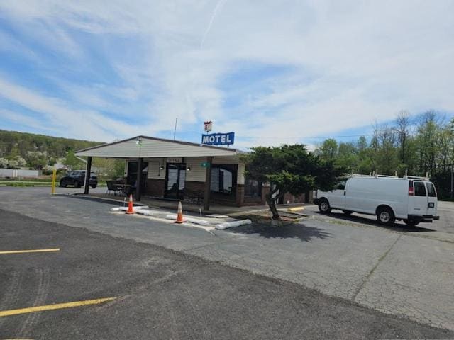 Motel 81 - Main view