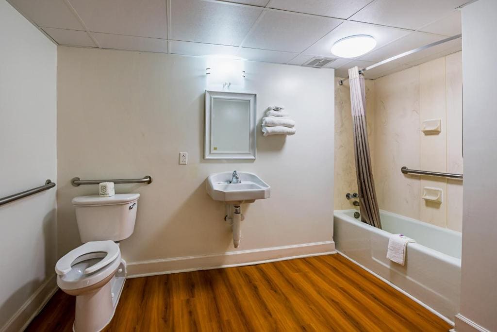 Motel 6-Perry, GA - View 3