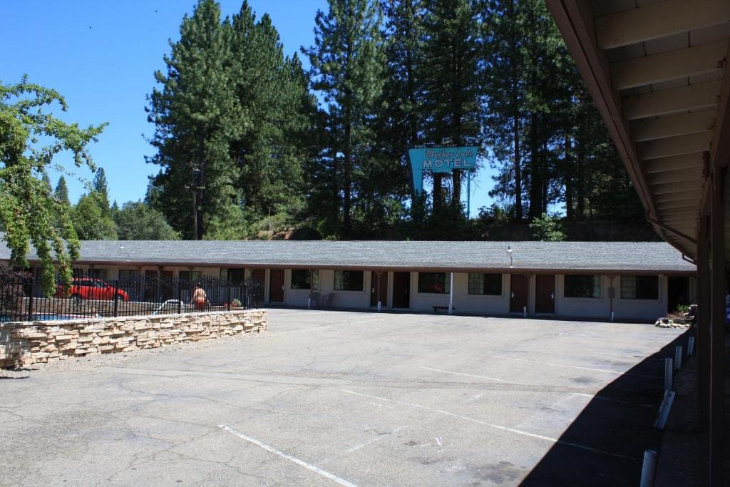 Mother Lode Motel - View 4