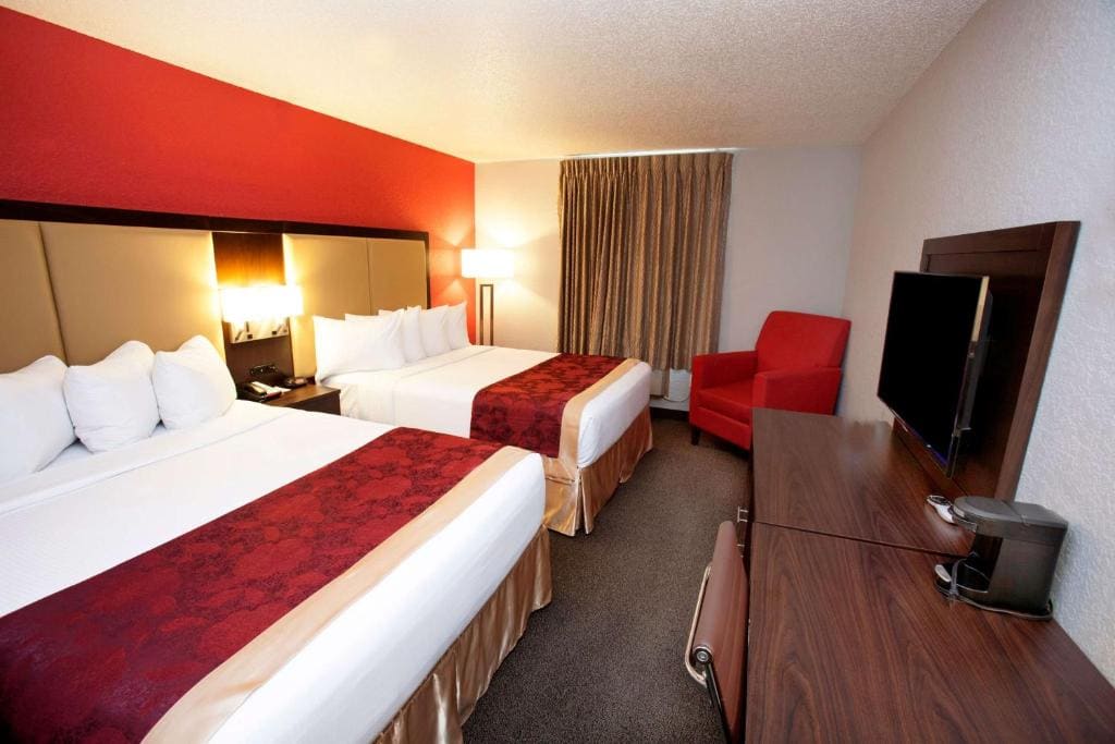 Ramada by Wyndham Keystone Near Mt Rushmore - View 7
