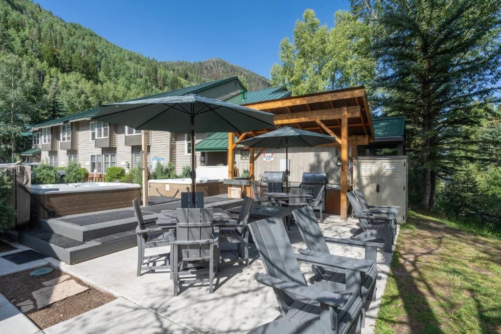 Mountainside Inn 117 by Alpine Lodging Telluride - View 4