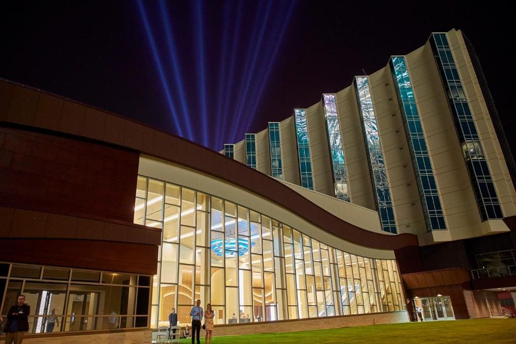 Mystic Lake Casino Hotel - Main view