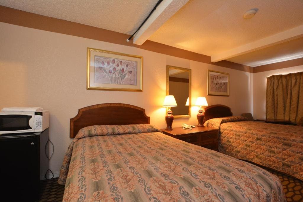 Newcastle Motel - View 7