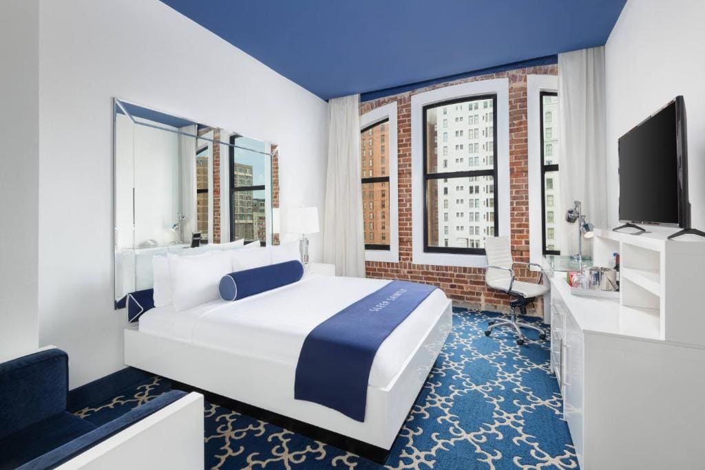 Saint Hotel New Orleans Autograph Collection - View 2