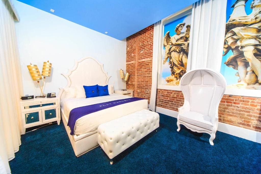 Saint Hotel New Orleans Autograph Collection - View 6