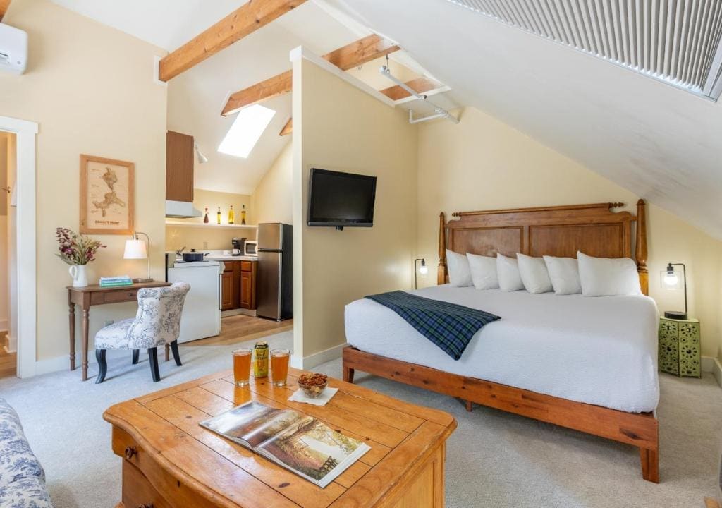 Old Stagecoach Inn - View 7