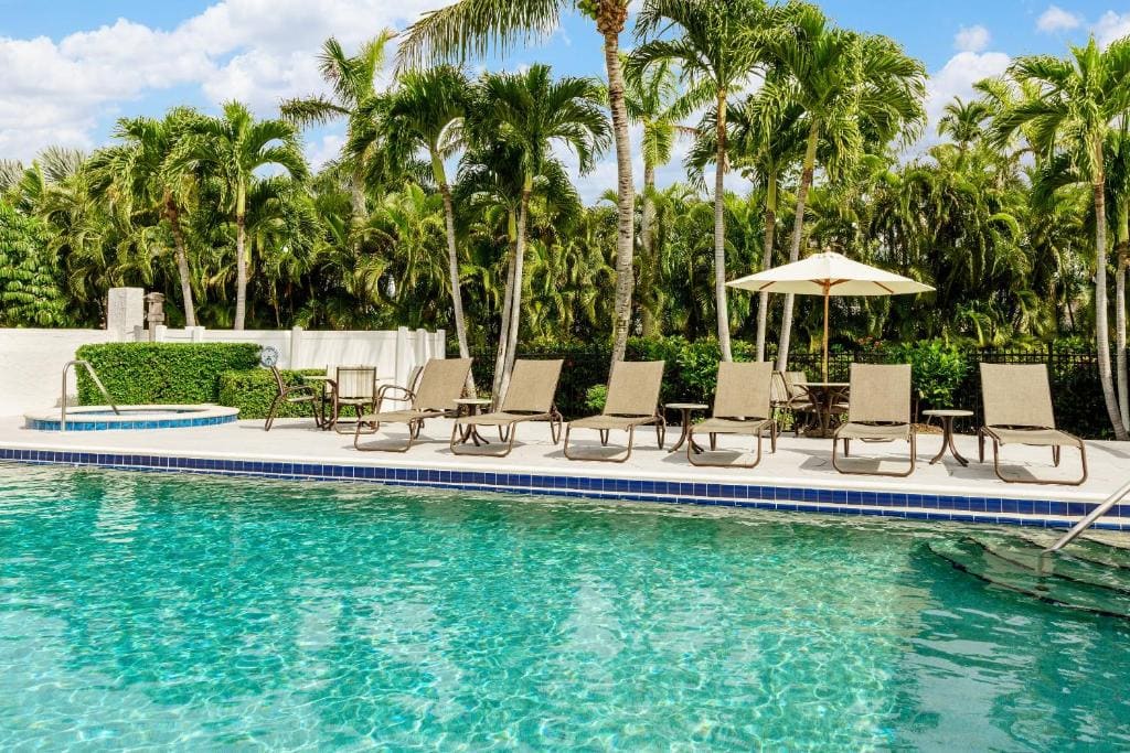 Olde Marco Island Inn and Suites - View 6