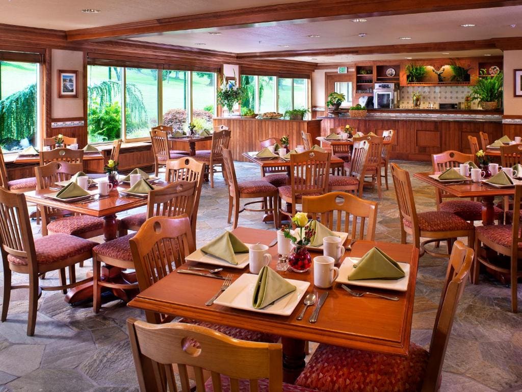 Olympic Lodge by Ayres - View 3