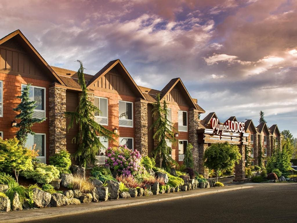 Olympic Lodge by Ayres - Main view