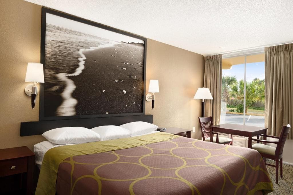Super 8 by Wyndham Ormond Beach - View 6