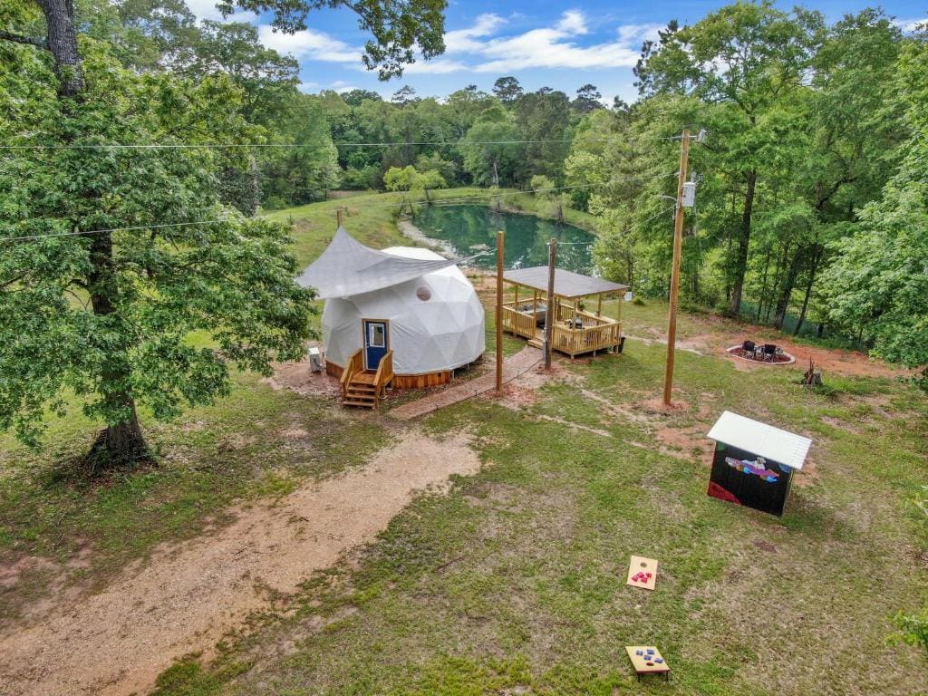 Private Luxury Glamping Geo Dome W Hot Tub - View 4