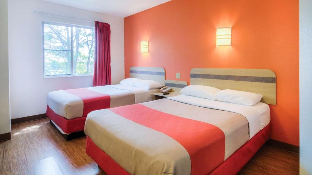 Motel 6-Owensboro, KY - View 2