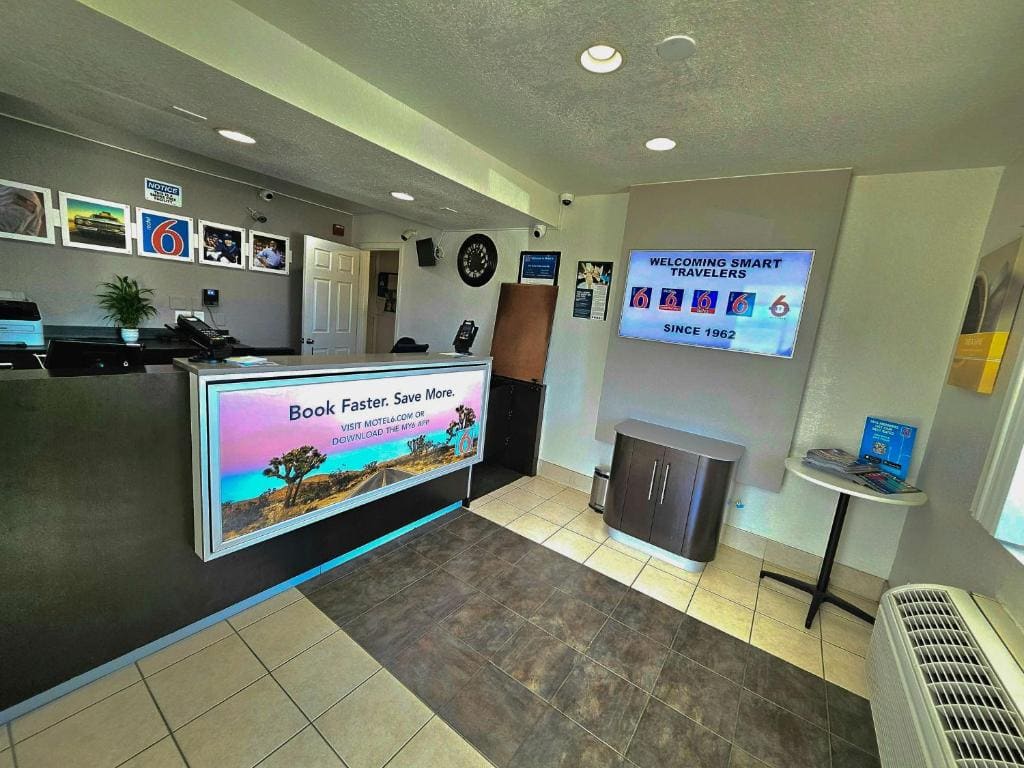 Motel 6-Palm Desert, CA - Palm Springs Area - View 5