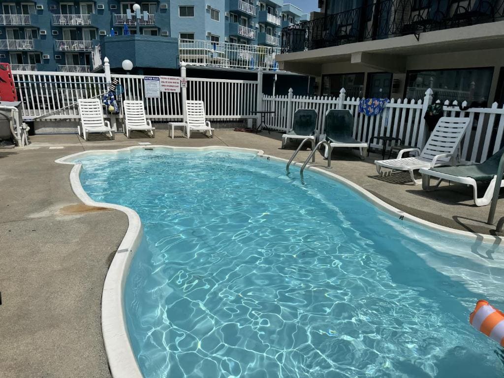 Paradise Inn - View 4