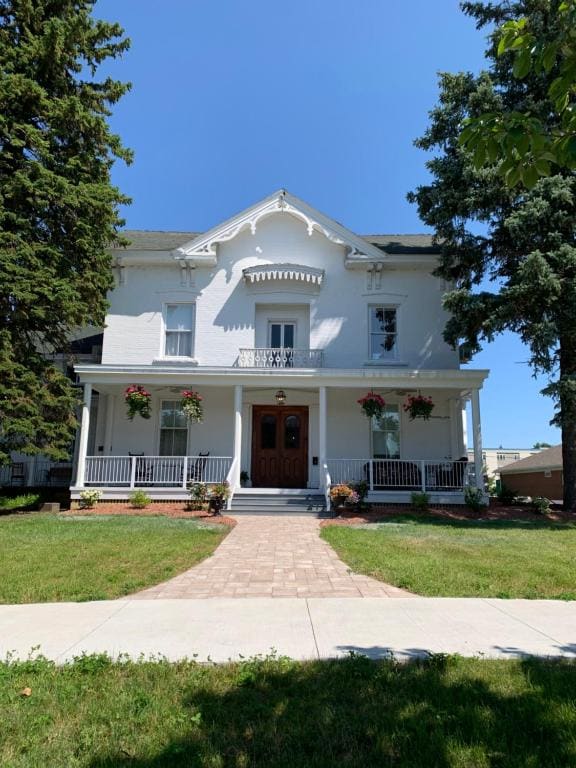 Pert House - Main view