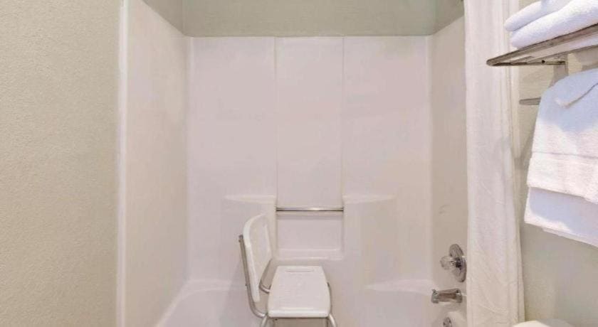 Super 8 by Wyndham Corpus Christi Northwest - View 2