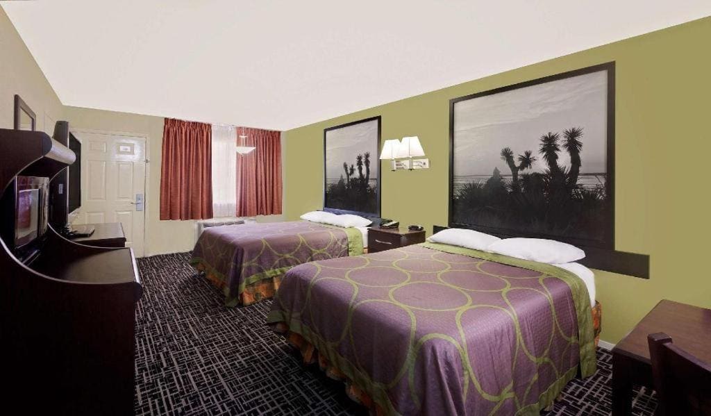 Super 8 by Wyndham Corpus Christi Northwest - View 4